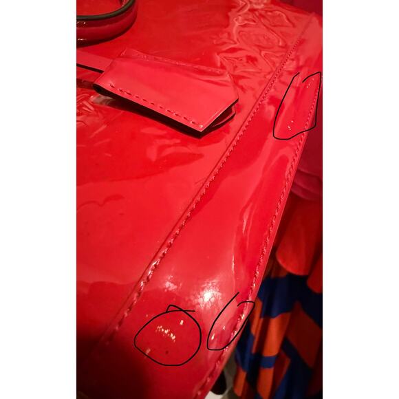 Louis Vuitton Monogram Vernis Alma PM in Patent Indian Rose Red - Picture 5 of 7